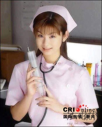 日本AV女優(yōu)宣傳畫惹爭(zhēng)議 蘇州城管已拆除(圖)