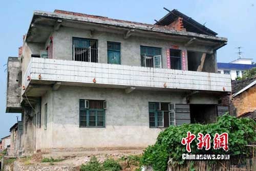 長沙爆炸案疑犯廣西躲藏8天 出租屋內(nèi)打工度日