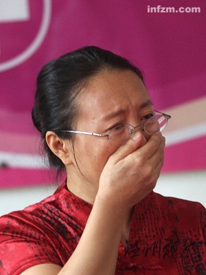 深圳產(chǎn)婦疑因少送紅包肛門被縫:警方認定有縫扎