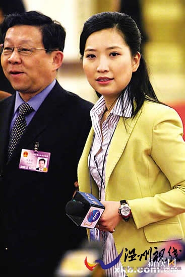 挽部長女記者系人大新聞中心指派經過3年策劃