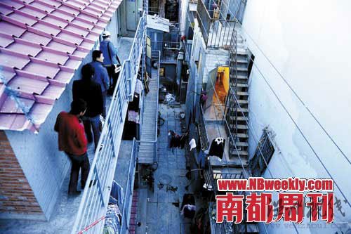 高校畢業生繼續生活在學校周圍被稱校漂族