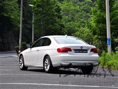寶馬 寶馬(進(jìn)口) 寶馬3系(進(jìn)口) 2011款 335i雙門轎跑車