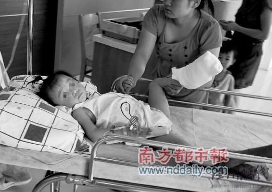 女童左腳卷進電梯1小時后獲救醫(yī)生稱可能致殘