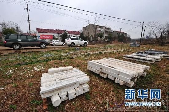 中國網(wǎng)事:網(wǎng)曝武漢豪華“活人墓”已被拆除[圖]