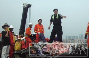 溫州特警支隊長詳解小伊伊解救過程(圖)