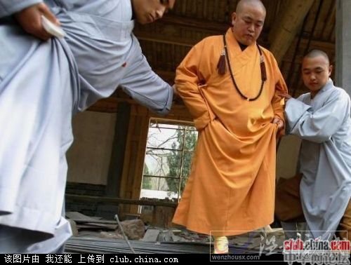 釋永信包養(yǎng)女學(xué)生