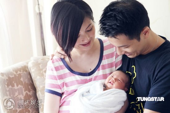 楊千嬅兒子名字Torres模樣很可愛 楊千嬅兒子照片首度曝光