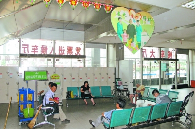 公眾場(chǎng)合喂奶爭(zhēng)議