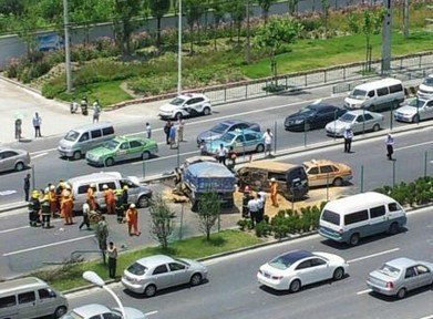 濟(jì)陽路車禍