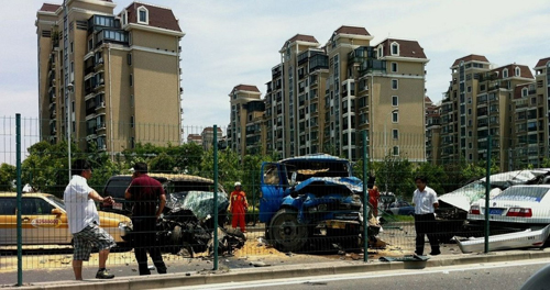 濟(jì)陽路車禍