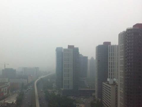 北京3日下午陰 東部有陣雨