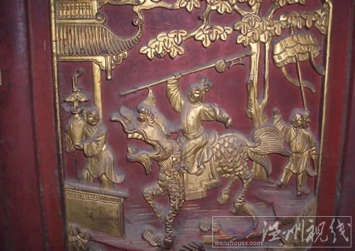 楠溪大床是楠溪江特色的精美木雕藝術(shù)珍品