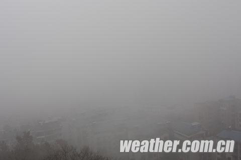 貴州持續(xù)陰雨局地有霧 畢節(jié)西部將現(xiàn)凍雨