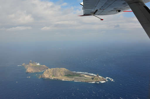 中國飛機入釣魚島上空