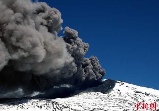 阿根廷科帕韋火山噴發