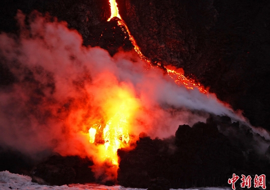 卡拉帕納火山噴發(fā)
