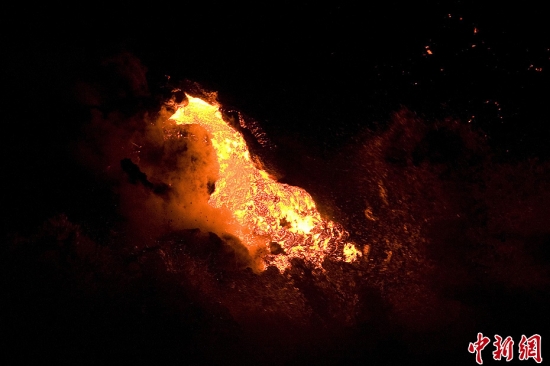 卡拉帕納火山噴發(fā)