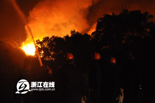 富陽鹿山街道大火