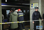 宣武門地鐵男乘客跳下站