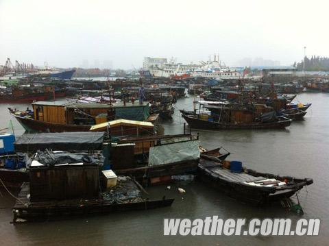 溫比亞進入廣西帶來暴雨 北海國際客運港今日起停航