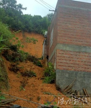 17日凌晨梧州山體滑坡 致三人遇難部分房屋受損