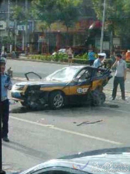 出租車司機車禍后當(dāng)場死亡