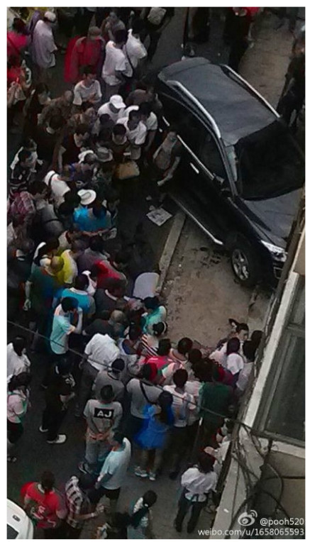 長春吉林大路車禍現(xiàn)場圖片