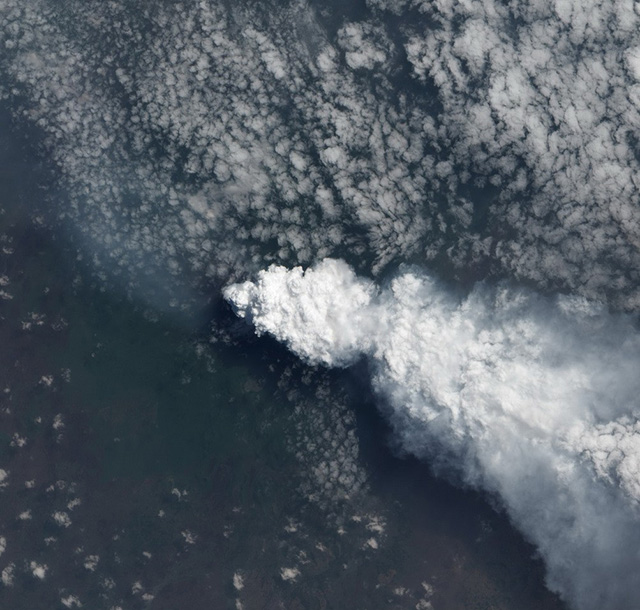 火山噴發太空俯瞰圖