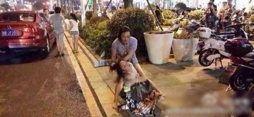無(wú)錫萬(wàn)達(dá)原配打小三