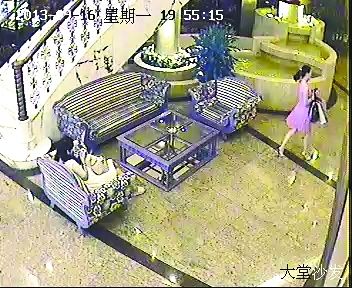 美女順走民工血汗錢