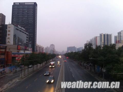 10月4日清晨北京空氣質量不佳 全市空氣質量處在中度污染以上