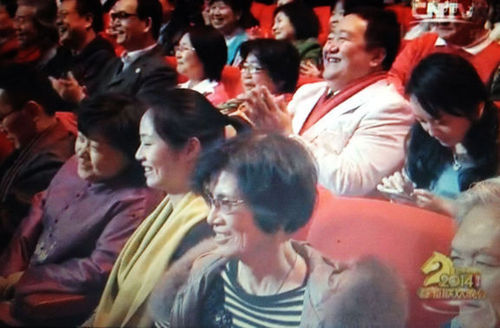 春晚笑臉哥冉少平第16年在春晚觀眾席亮相