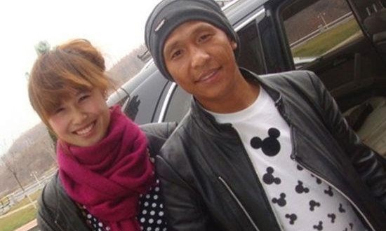 宋小寶漂亮老婆照片曝光 原來宋小寶結(jié)婚了還有一對雙胞胎