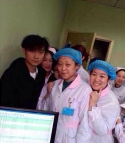 文章馬伊琍離婚傳聞被破，文章去看奶奶不是和馬伊琍辦離婚手續