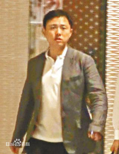 吳佩慈男友紀(jì)曉波個(gè)人資料 35歲身家百億
