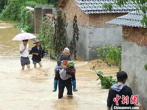 衢州暴雨：黃家村被淹，800多戶農戶被轉移