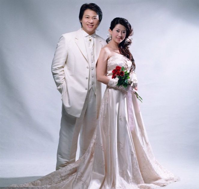 孟庭葦結(jié)婚照 早年張志鵬和孟庭葦結(jié)婚照曝光