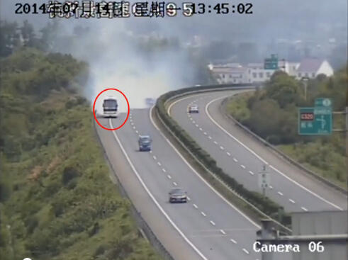 杭新景高速客車冒煙后繼續(xù)行走十公里
