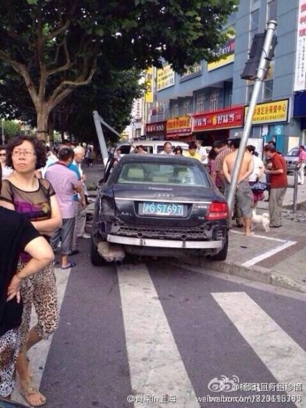上海永泰路車禍現(xiàn)場