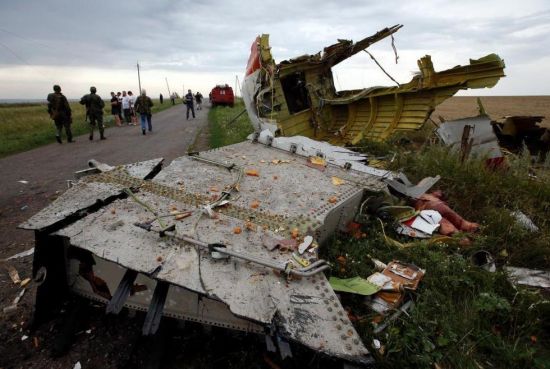 馬航mh17客機(jī)墜毀