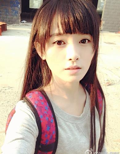 鞠婧袆?wù)掌? /><br />
鞠婧袆?wù)掌?/p>
<p style=