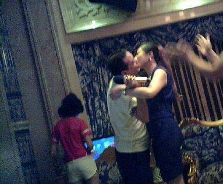 福州房管副局長夜生活曝光