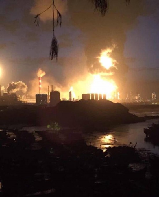 福建漳州古雷PX項(xiàng)目爆燃