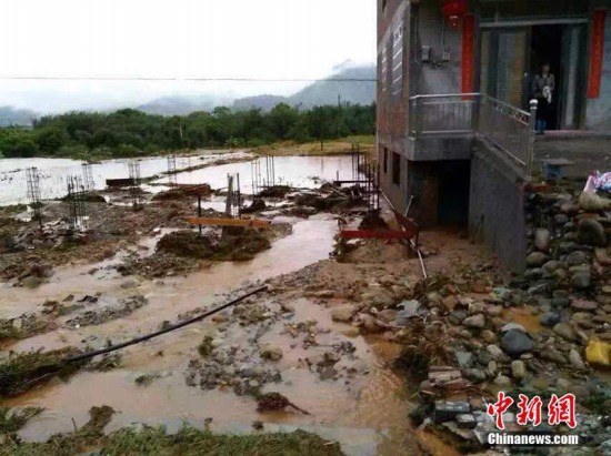 廣西暴雨引發(fā)泥石流災(zāi)害