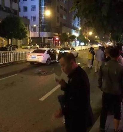 長(zhǎng)春發(fā)生電瓶車醉駕闖紅燈遭兩車碾壓車禍