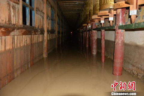 四川阿壩縣因暴雨發生泥石流
