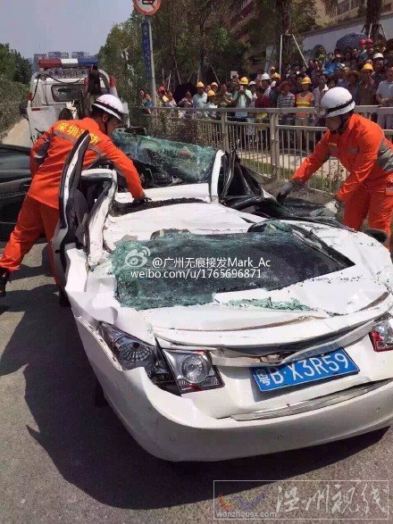 深圳龍崗慘烈車禍現(xiàn)場