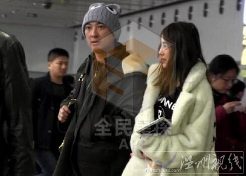 王思聰戀情坐實