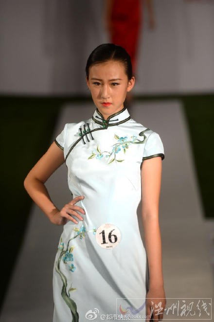 濟(jì)南十二歲女孩比基尼選美比賽