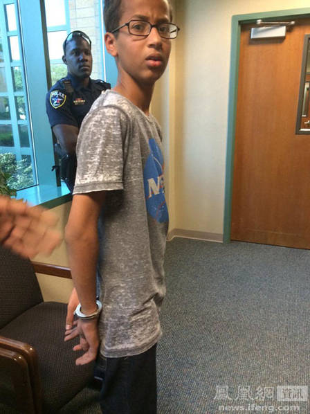 美國少年自制鬧鐘遭拘捕